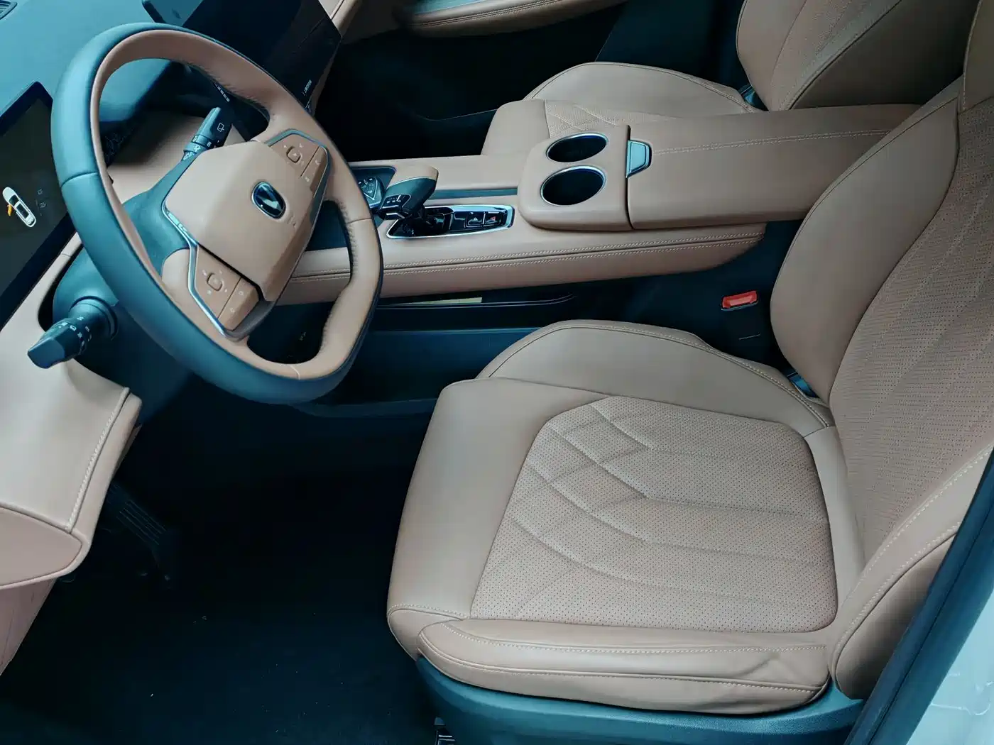 CHANGAN UNI Z NEW ENERGY