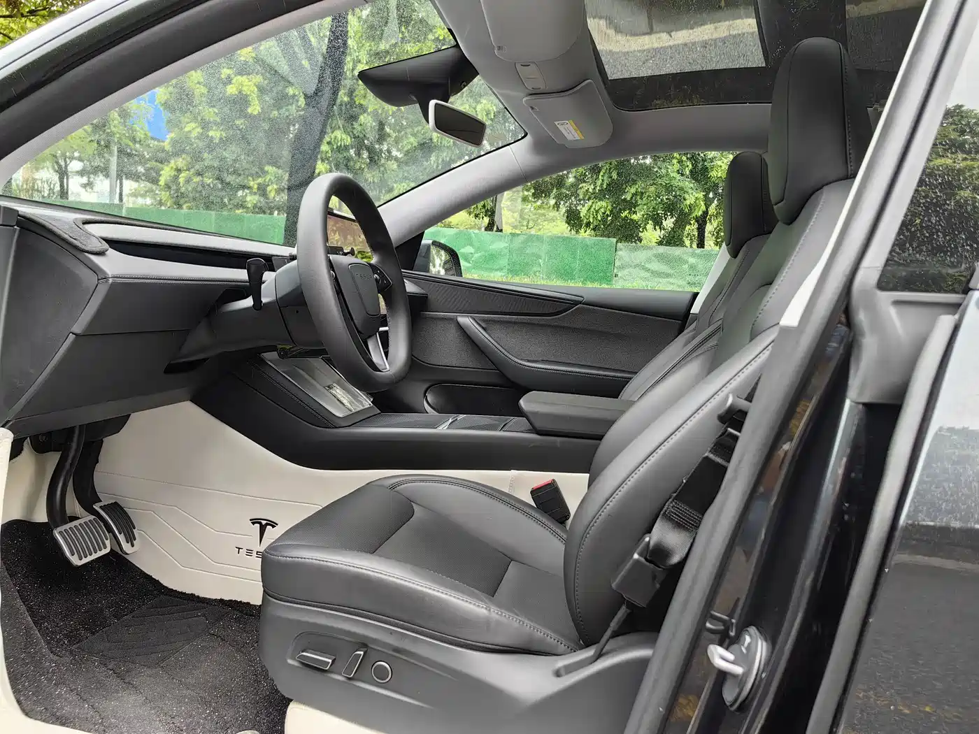 Tesla Model Y 2026 2026 Long Range Rear-Wheel Drive