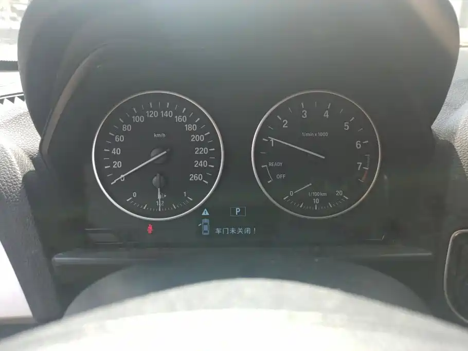 BMW 1 Series (Import) 2017 2016 118i Leading