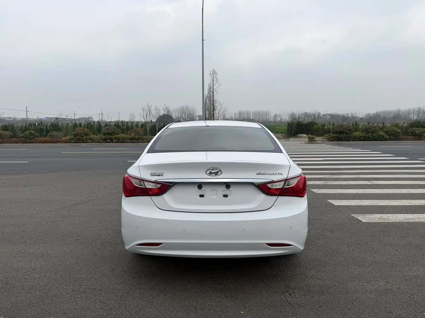 Hyundai Sonata 2013 2.0L Automatic Luxury Edition фото 8