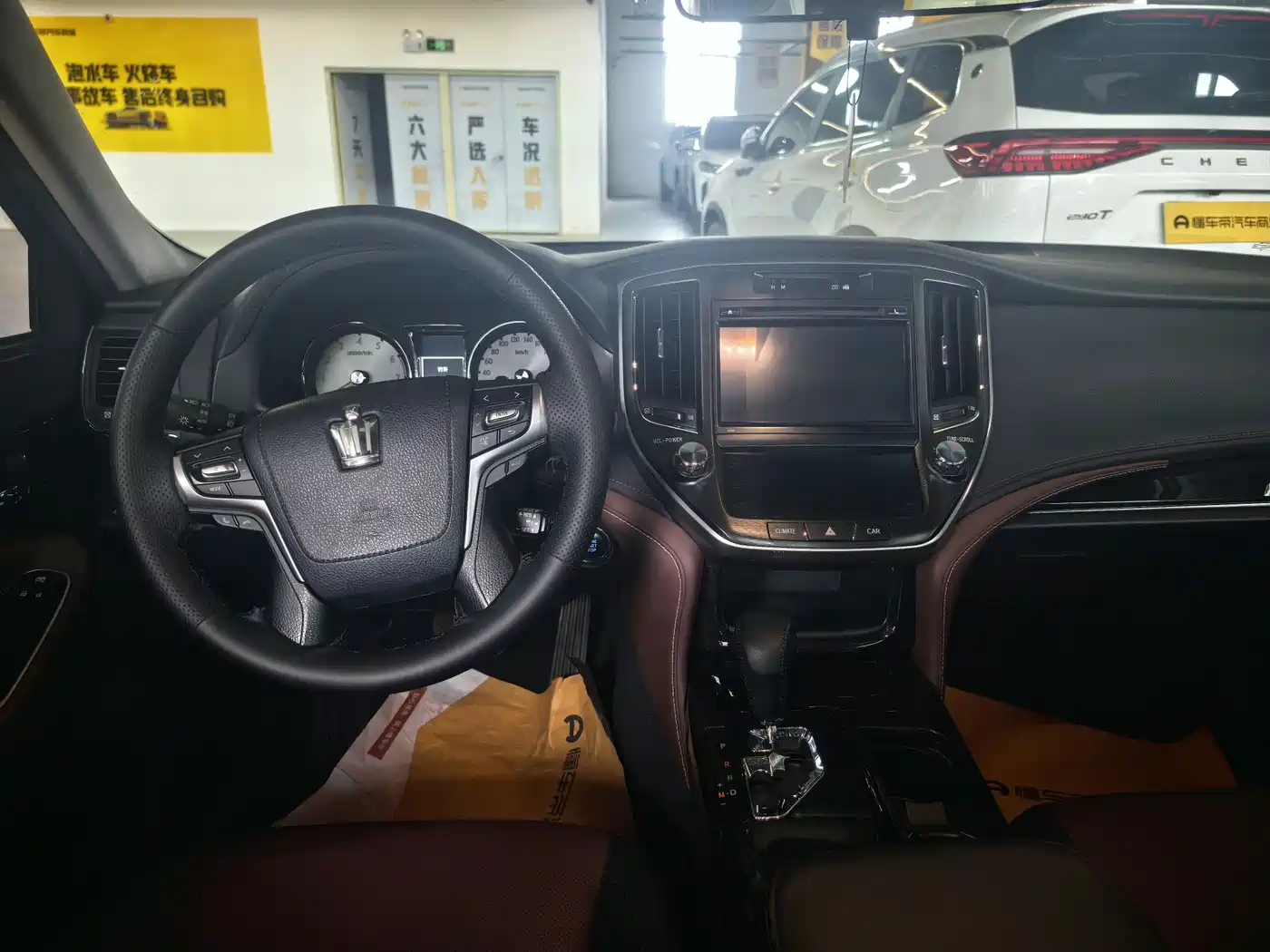 Toyota Crown 2018 2.0T Sport Edition фото 4