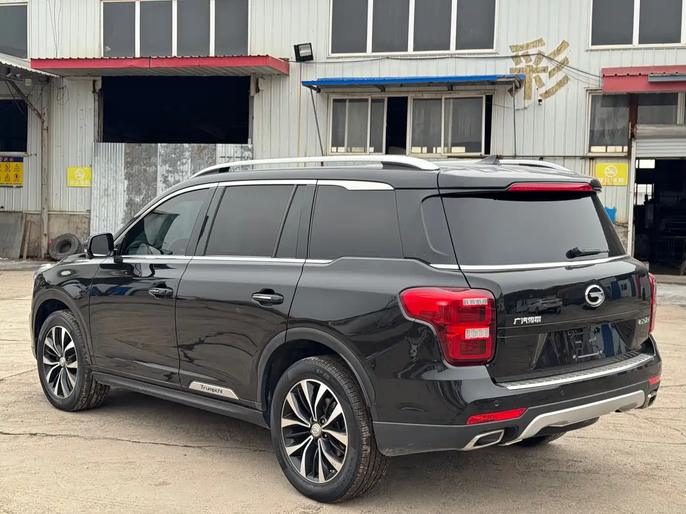 GAC Trumpchi Trumpchi GS8 2017 320T 2WD Luxury Smart Connect (7-seater) фото 6