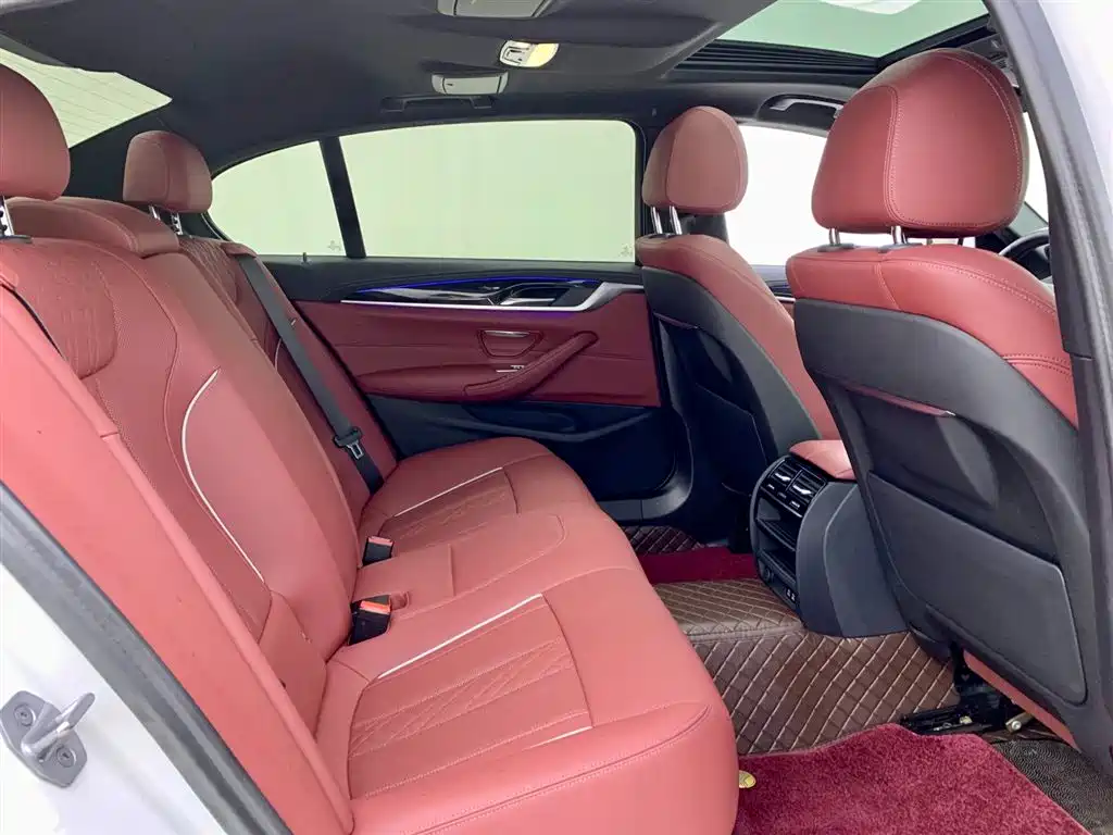 BMW 5 Series 2022 Model Second Facelift 525Li M Sport Package фото 13