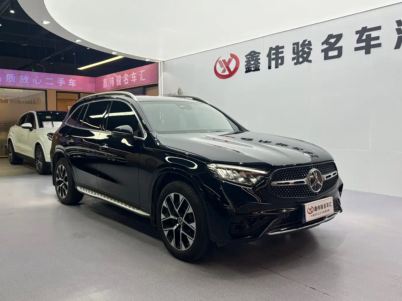 Mercedes-Benz GLC 2024 GLC 260 L 4MATIC Luxury 5-seater фото 4