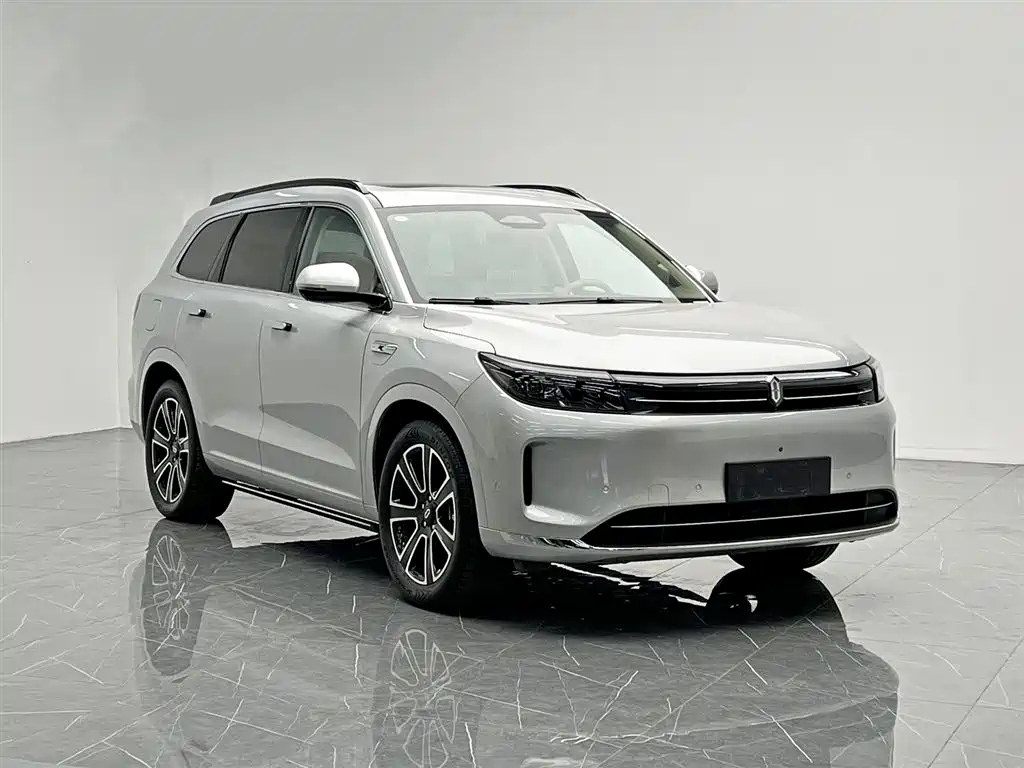 AITO Wenjie AITO M7 2024 1.5T Smart Drive RWD Pro 5-seater фото 8