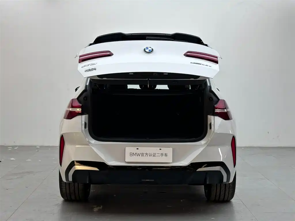 BMW X3 2025 xDrive30L Leading M Sport Package фото 6