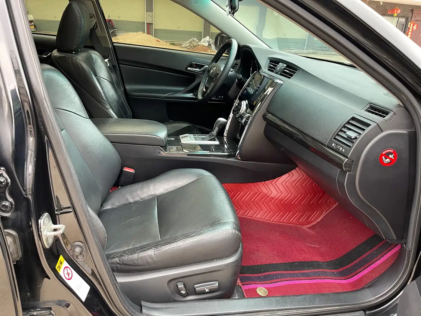 Toyota Reiz 2010 2.5V Elegance Elite Edition фото 12
