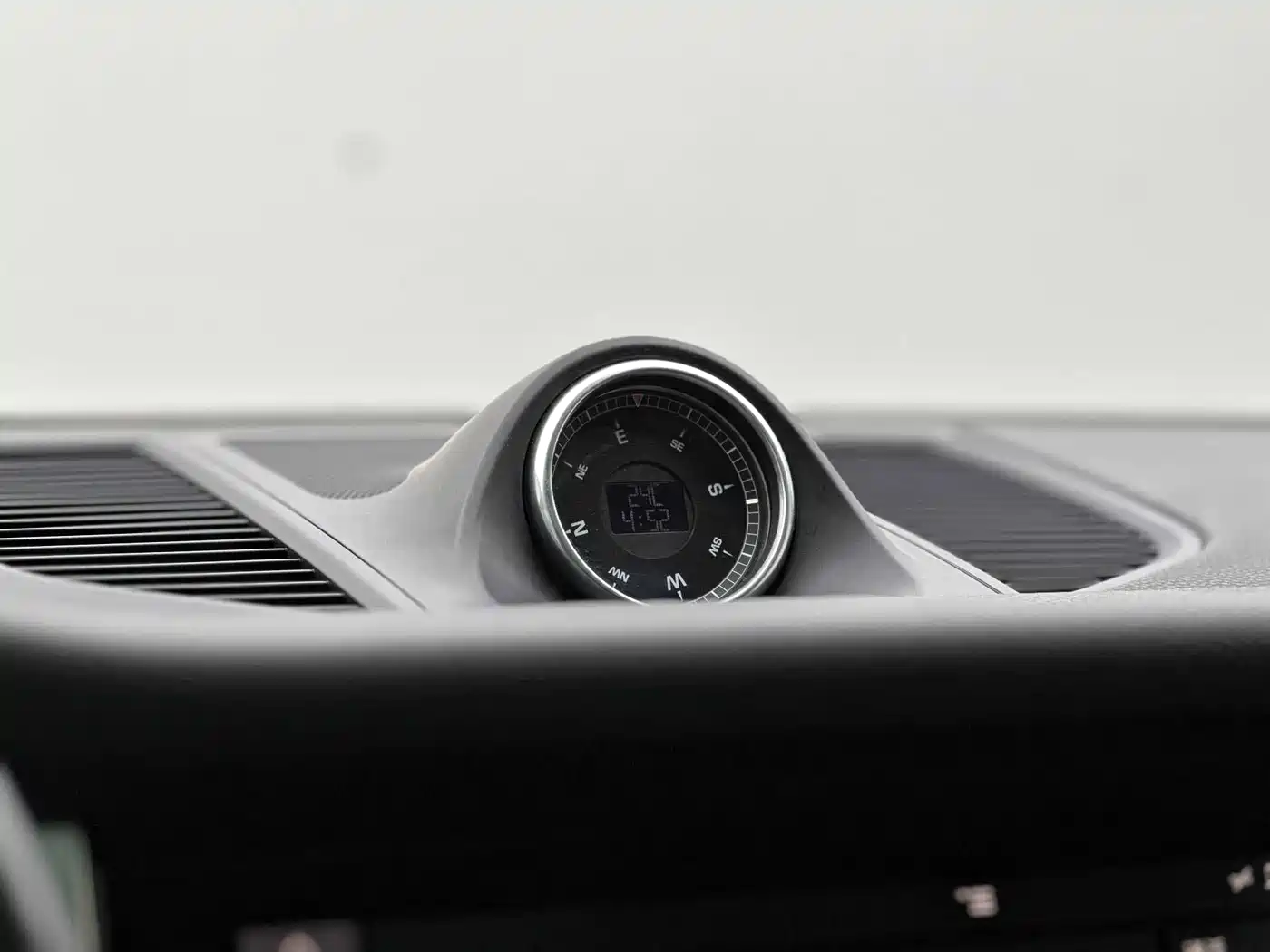Porsche Macan 2018 Macan 2.0T фото 7