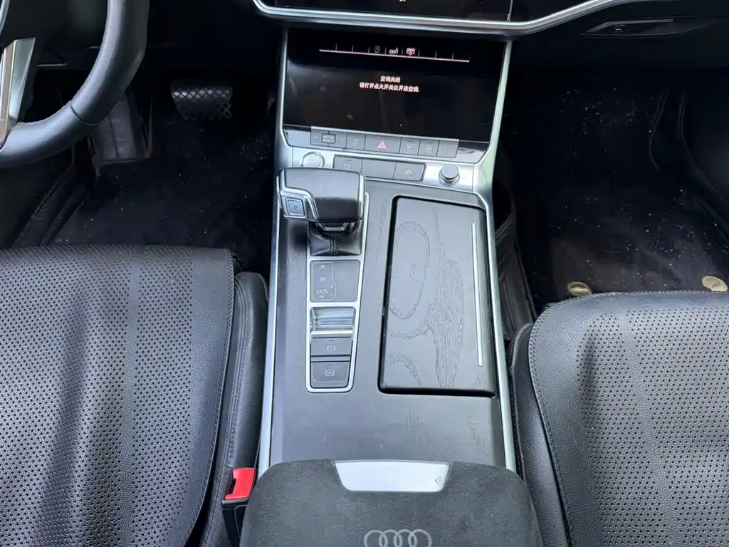 Audi A6L 2019 40 TFSI Luxury Elegance фото 7
