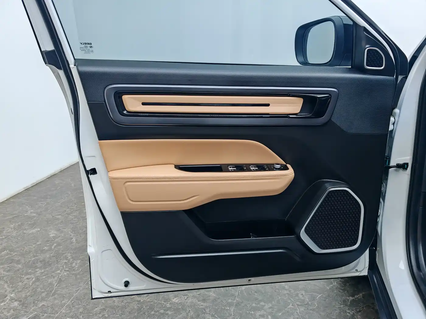 GEELY AUTOMOBILE GEELY ICON