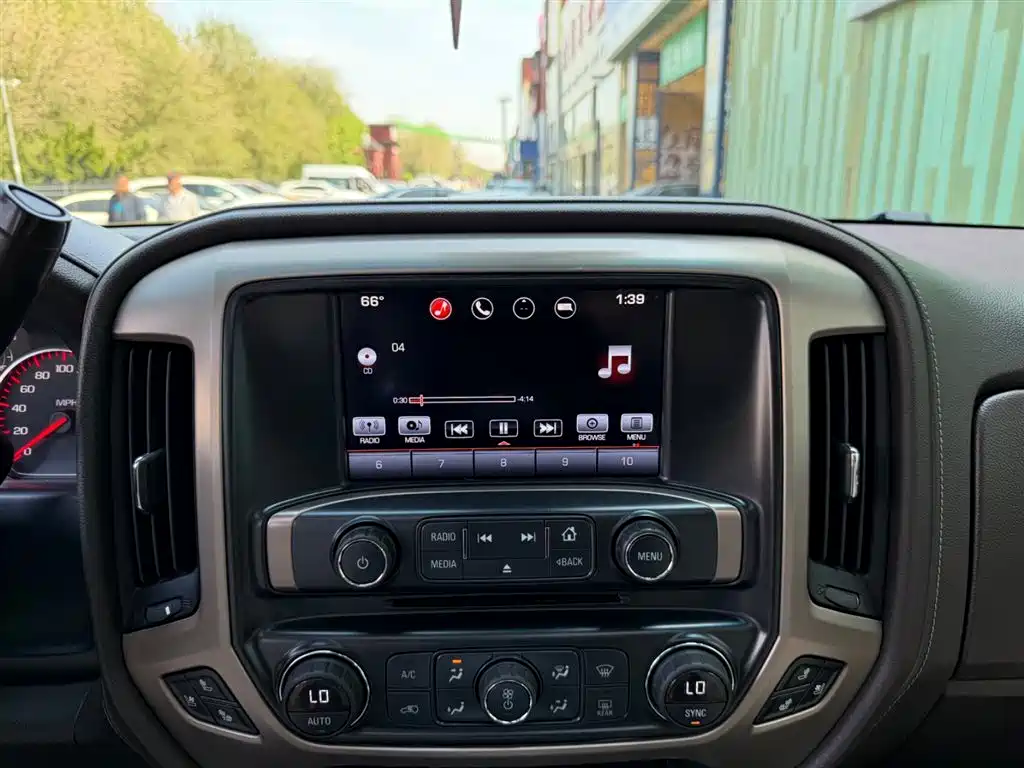 GMC Sierra 2017 Luxury Edition фото 6