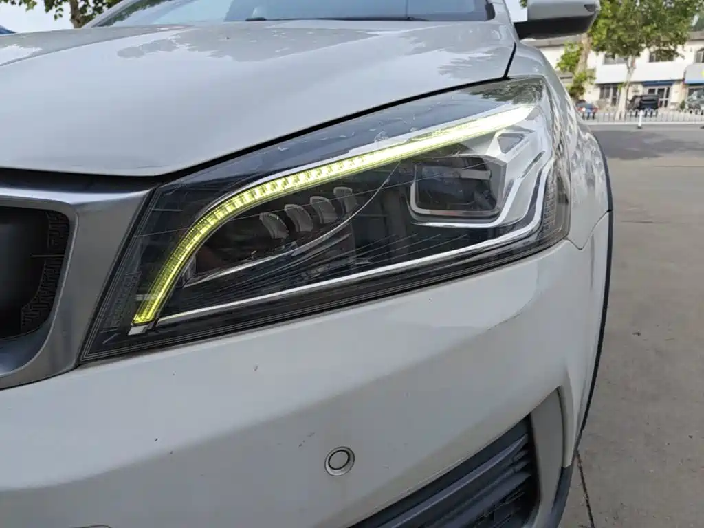 Geely Vision S1 2019 2018 1.4T CVT Sharp Edition