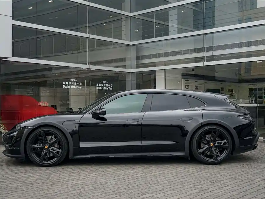 Porsche Taycan 2022 Taycan 4S Cross Turismo фото 4