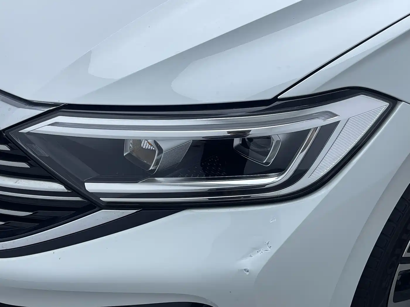Volkswagen Sagitar 2024 300TSI DSG Surpass Edition фото 8