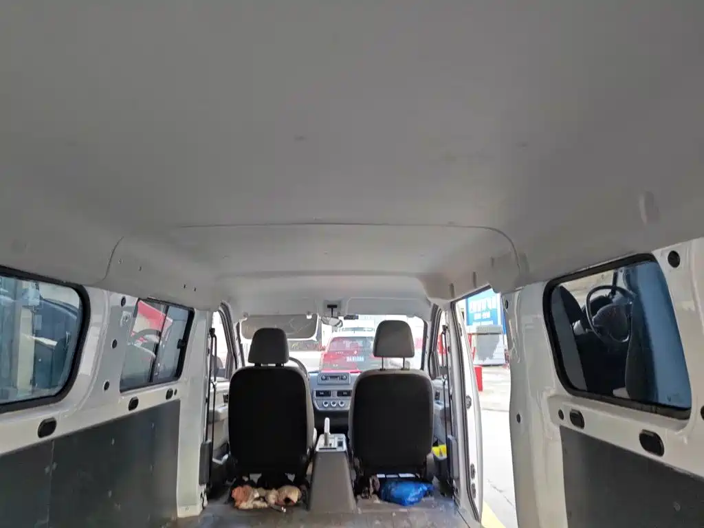 Wuling Motors Wuling Yangguang 2025 2025 400km Bus Comfort Edition