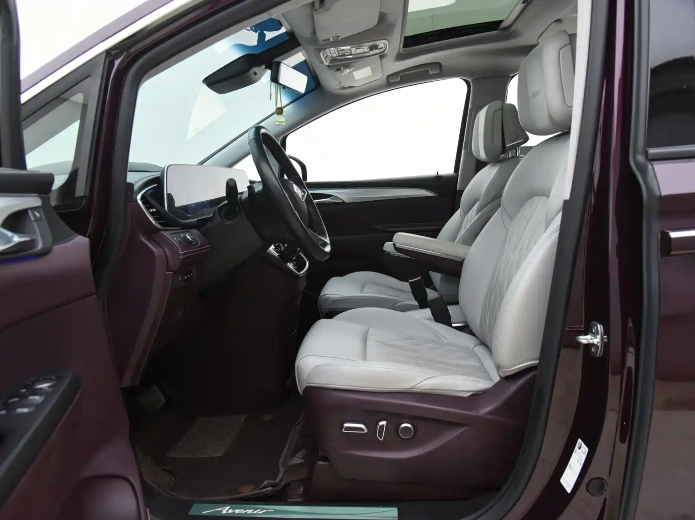 Buick GL8 2023 Avenir 6-Seater Executive Edition фото 14