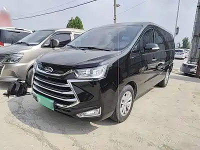 JAC Refine M4