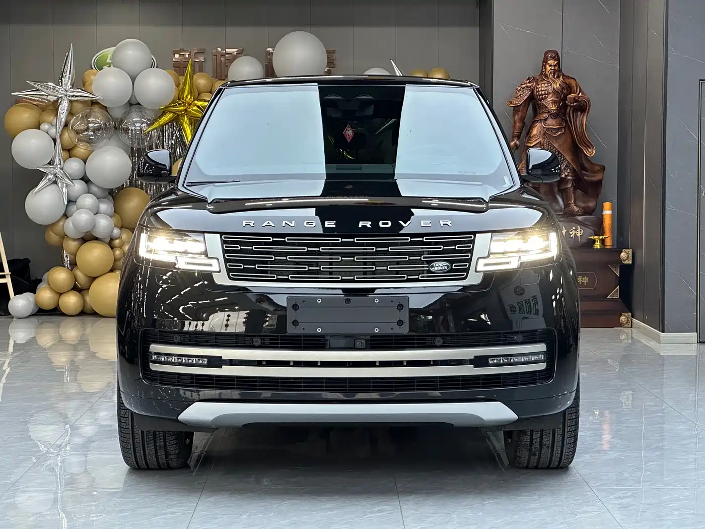 LAND ROVER RANGE ROVER