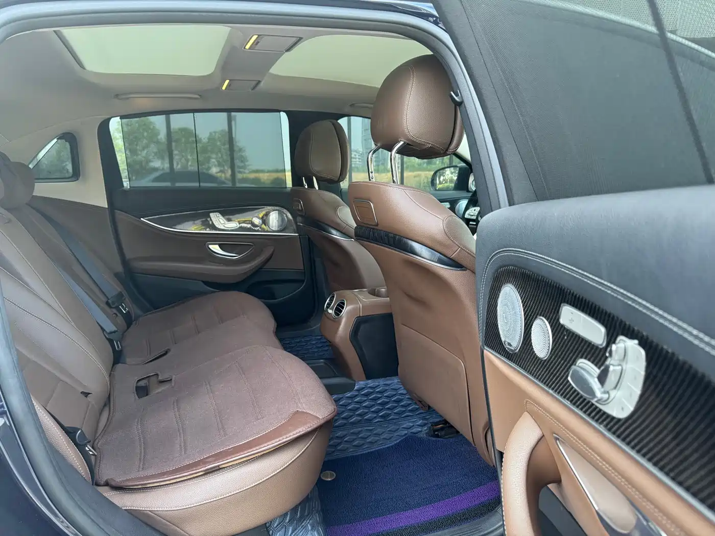 Mercedes-Benz E-Class 2019 E 300 L Sport Luxury фото 14
