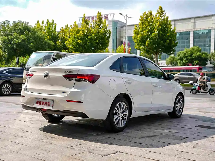 Фото 16 - Buick Excelle
