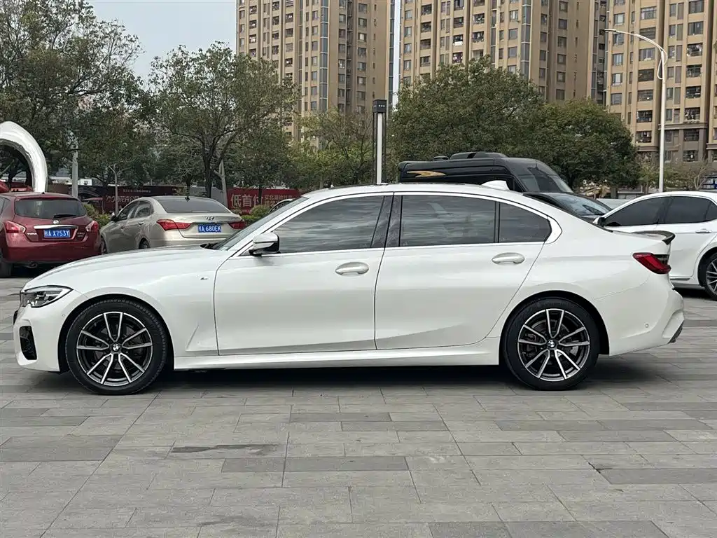 BMW 3 Series 2020 325Li M Sport Package фото 4