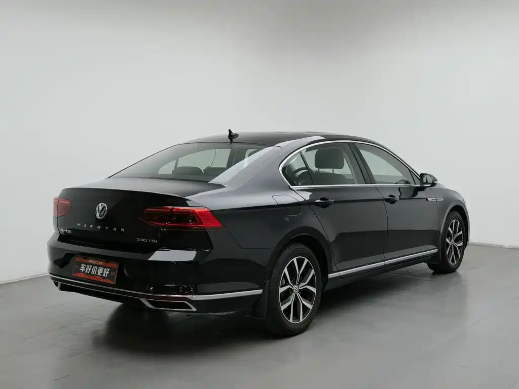 Volkswagen Magotan, миниатюра 2