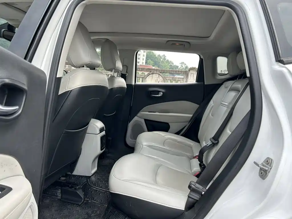 Jeep Compass 2017 2017 200T Automatic Family Edition