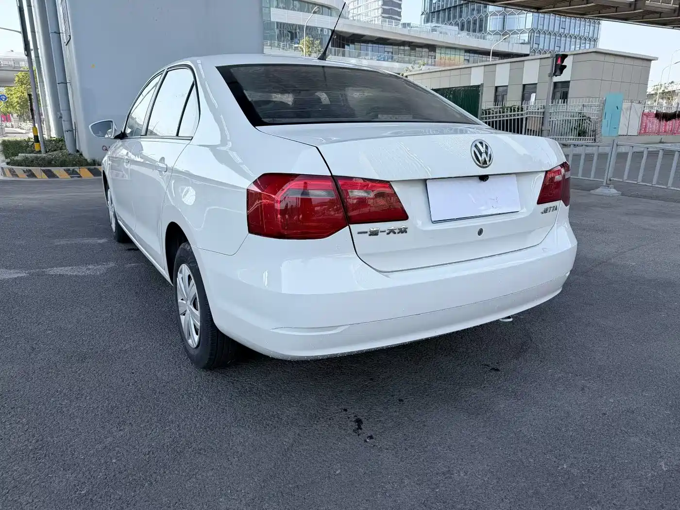 Volkswagen Jetta 2015 Value Edition 1.6L Manual Fashion фото 7