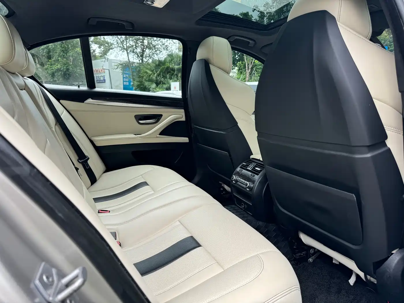 BMW M5 2014 M5 фото 10