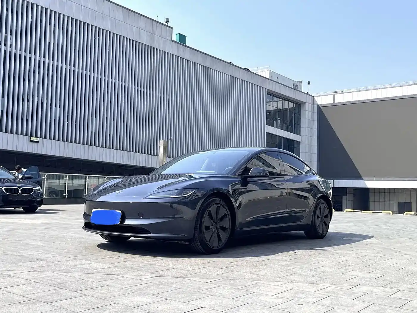 Tesla Model 3 2023