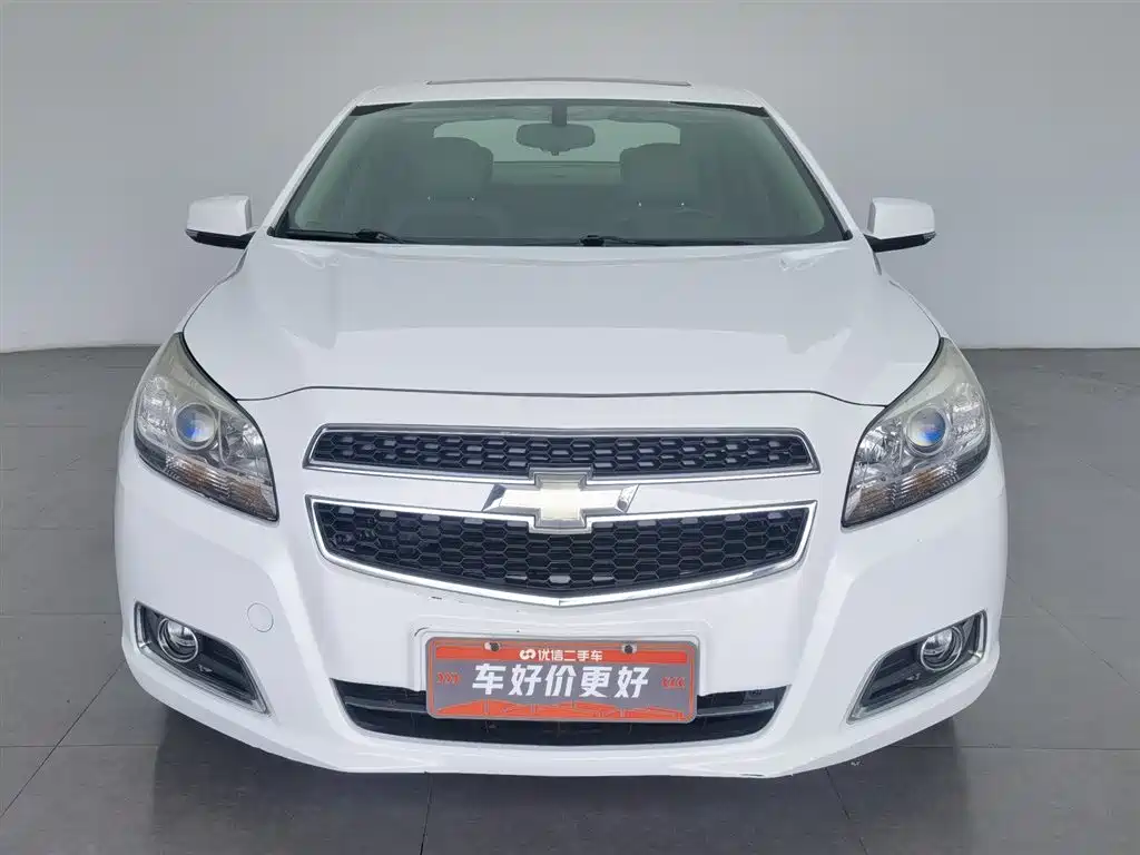 Chevrolet Malibu 2013 2.4L Automatic Luxury Edition фото 3