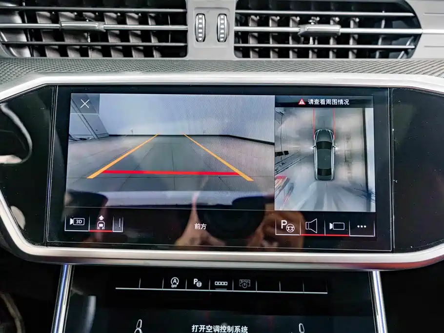 Audi A7L 2023 45 TFSI quattro S-line Black Warrior Edition фото 12
