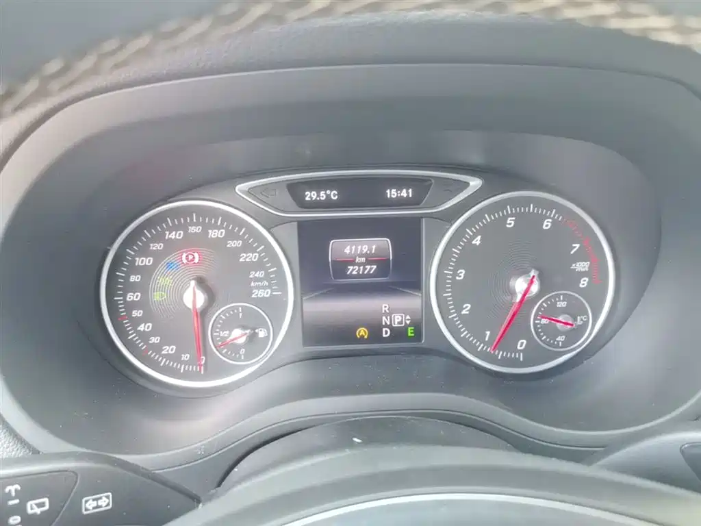 Mercedes-Benz B-Class 2015 B 200 Style фото 12