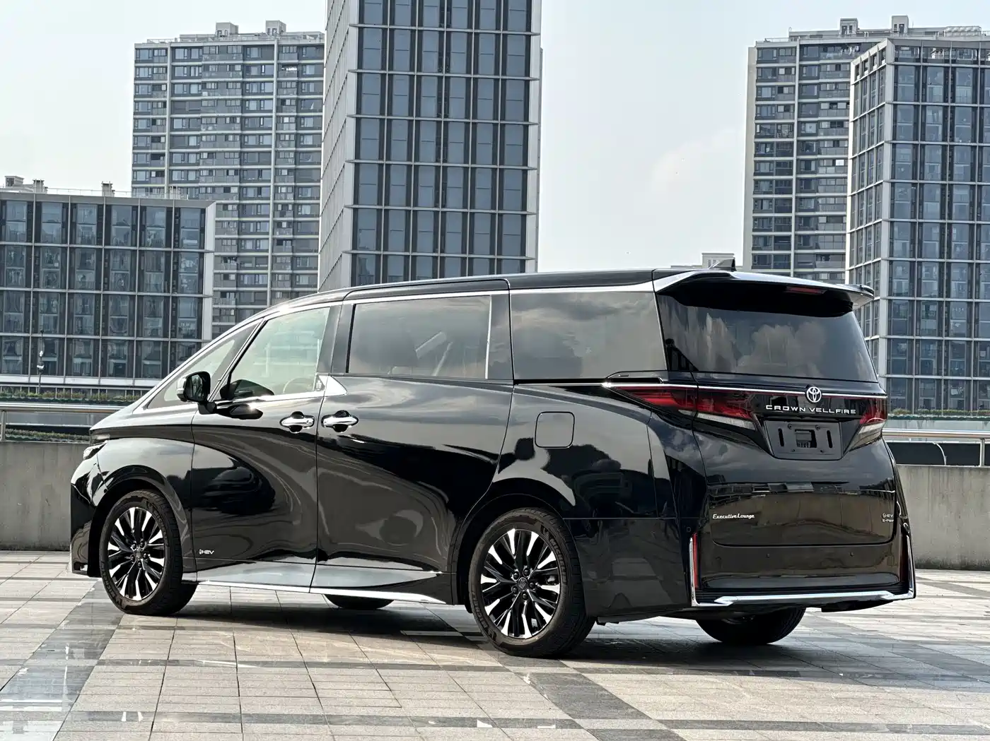 Toyota Vellfire 2024 2024 Crown Hybrid 2.5L Premium Edition