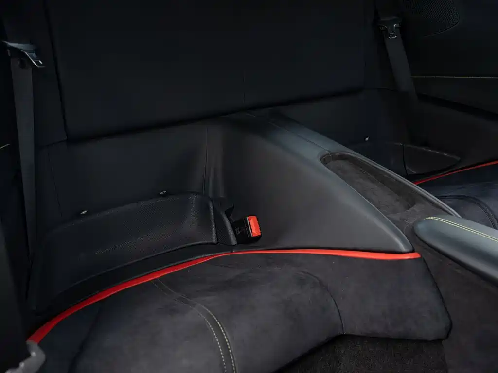Ferrari Roma 2021 2020 3.9T V8