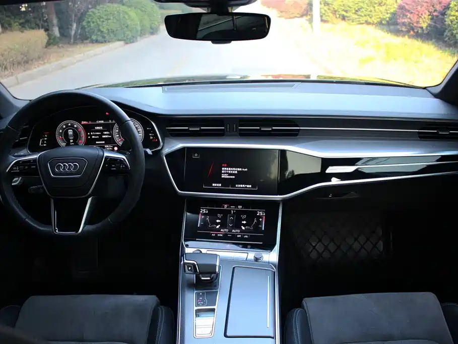 Audi A6L 2024 40 TFSI Luxury Dynamic фото 12