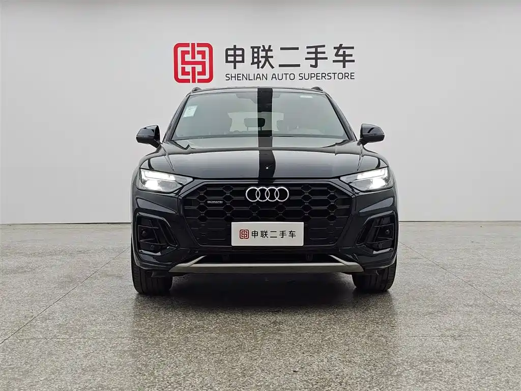 Audi Q5L 2023 40T Luxury Dynamic фото 5