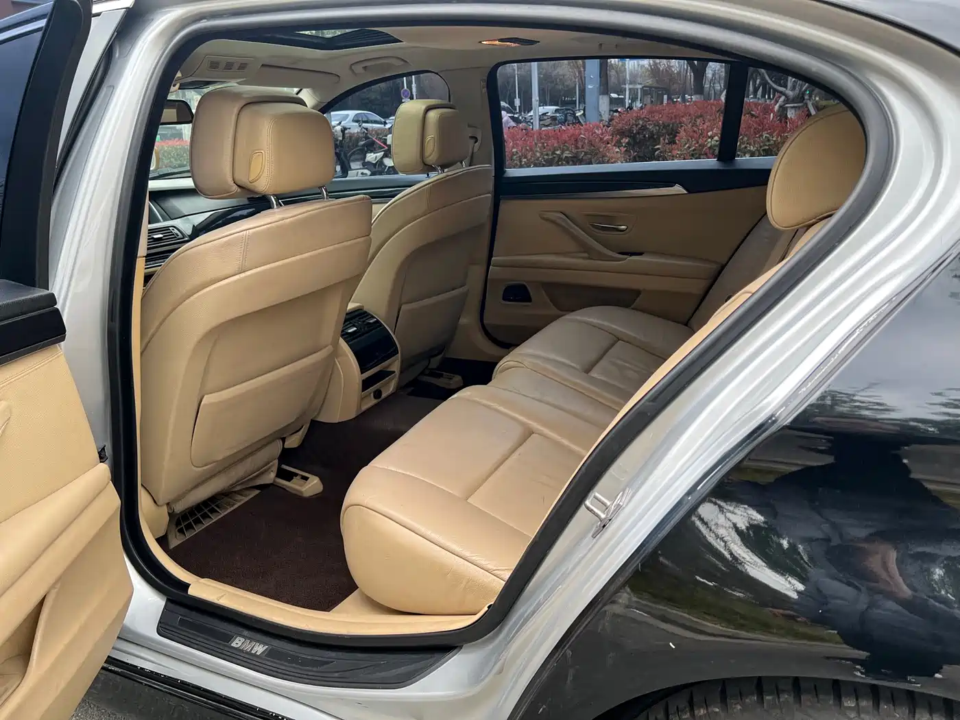 BMW 5 Series 2012 520Li Elegance фото 14