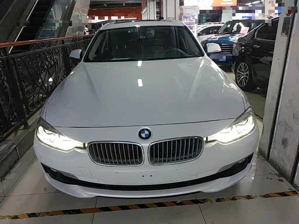 BMW 3 Series 2019 320Li Fashion Type фото 3