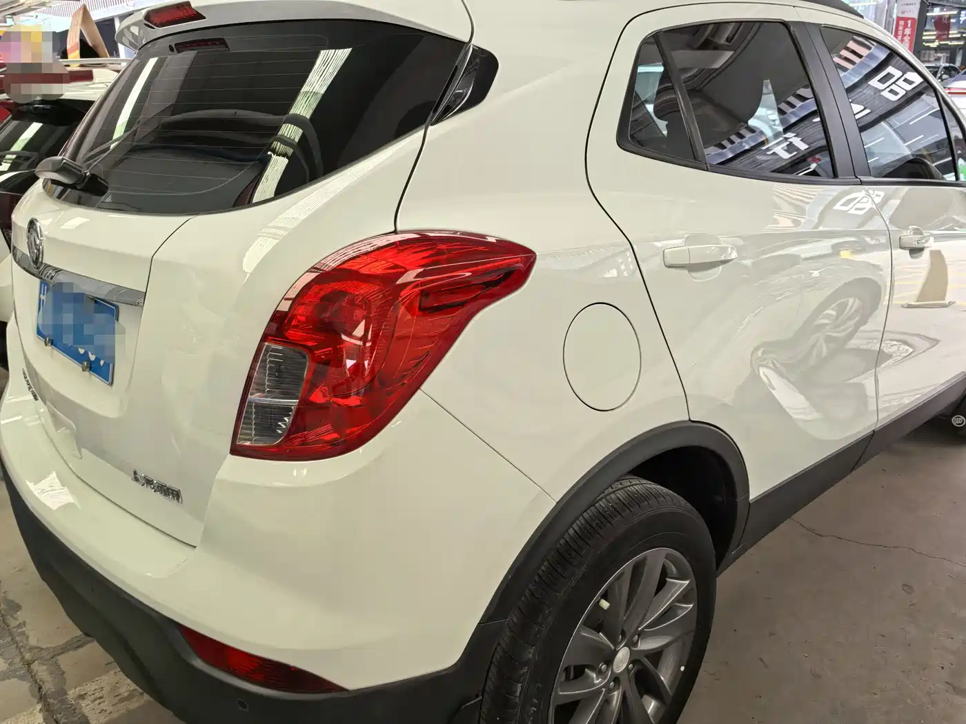 Buick Encore 2018 18T Automatic 2WD Urban Fashion фото 6