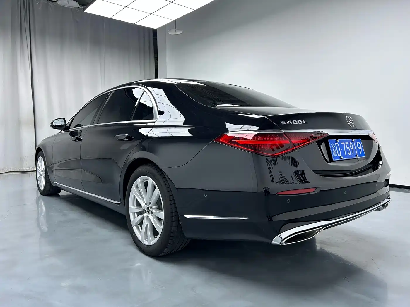Mercedes-Benz S-Class 2024 S 400 L Business Edition фото 12