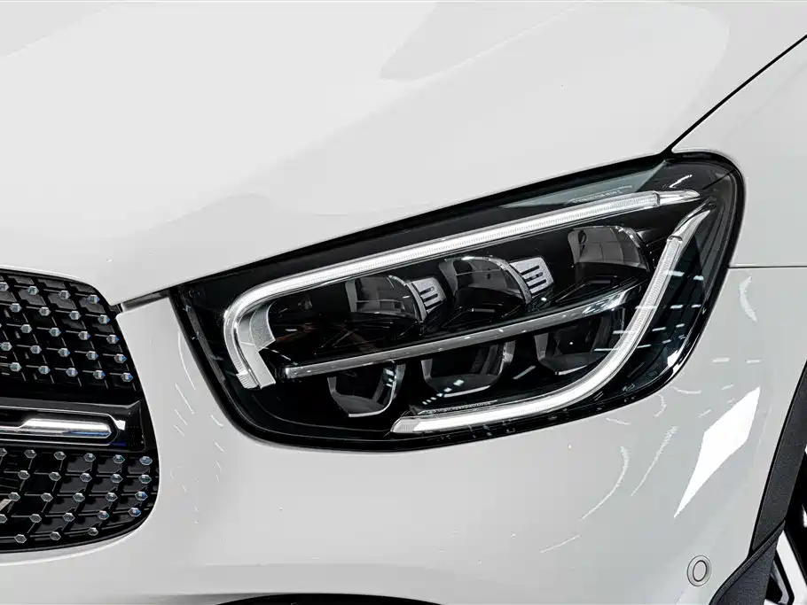Mercedes-Benz GLC Coupe 2022 2021 GLC 300 4MATIC Coupe SUV