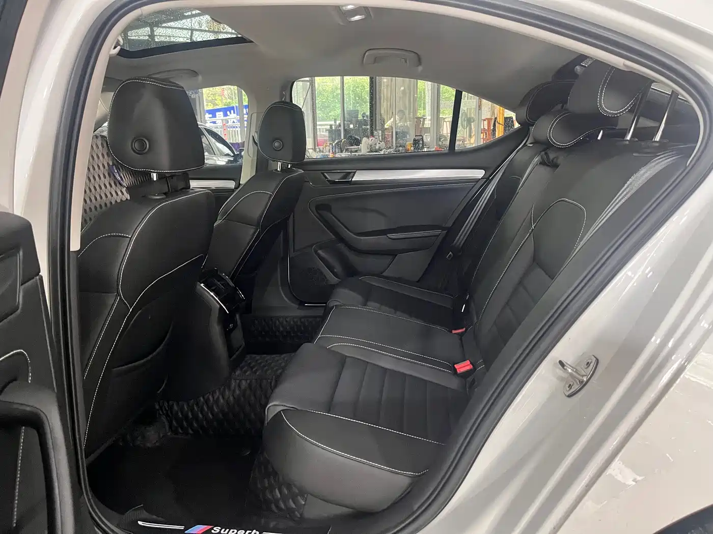 Škoda Superb 2023 Facelift TSI280 DSG Premium Edition фото 5