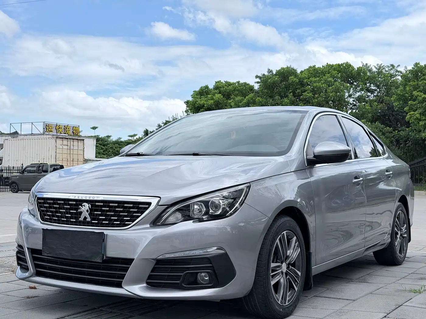 Peugeot 308 2019 2019 1.6L Automatic Luxury Version China V