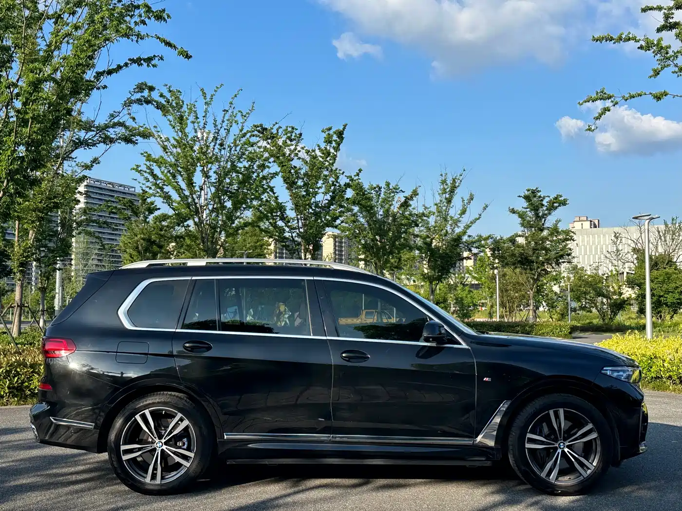 BMW X7 2021 Facelift xDrive40i Premium M Sport Package фото 7