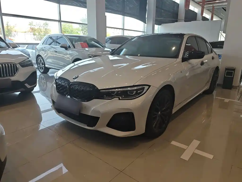BMW 3 Series 2021 330i M Sport Night Edition