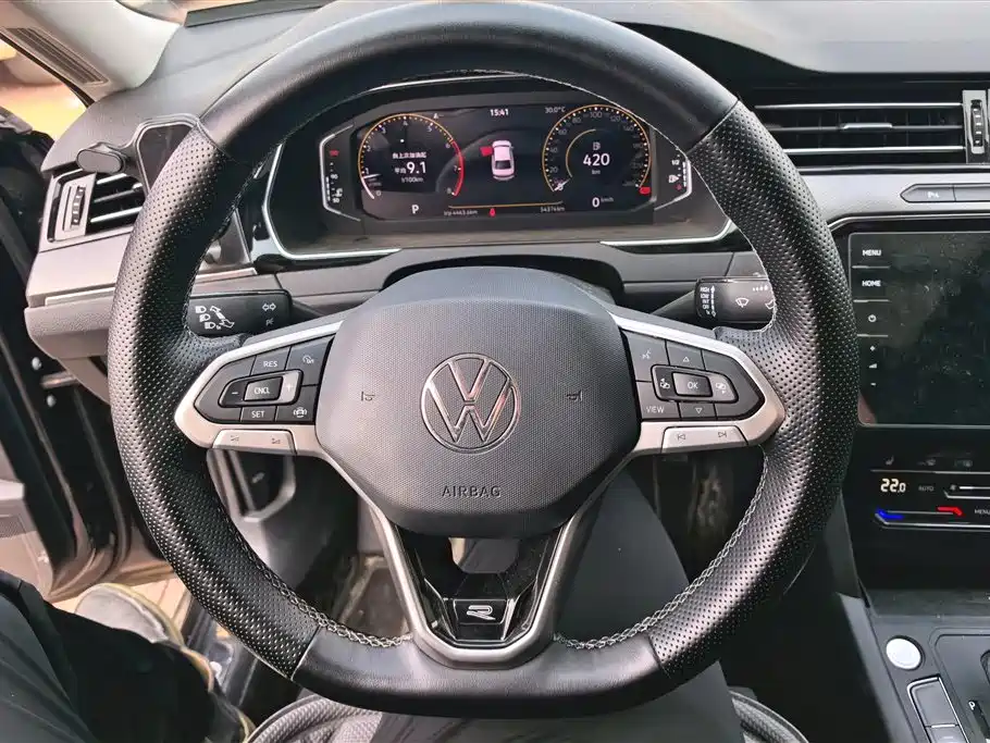 Volkswagen Magotan 2021 330TSI DSG 30th Anniversary Edition фото 15