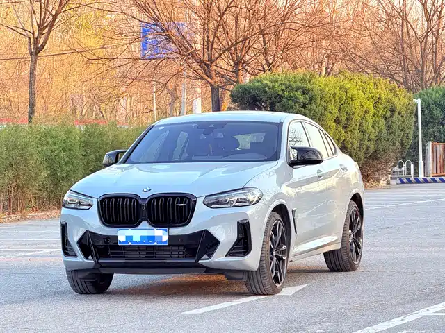 BMW X4 M40I