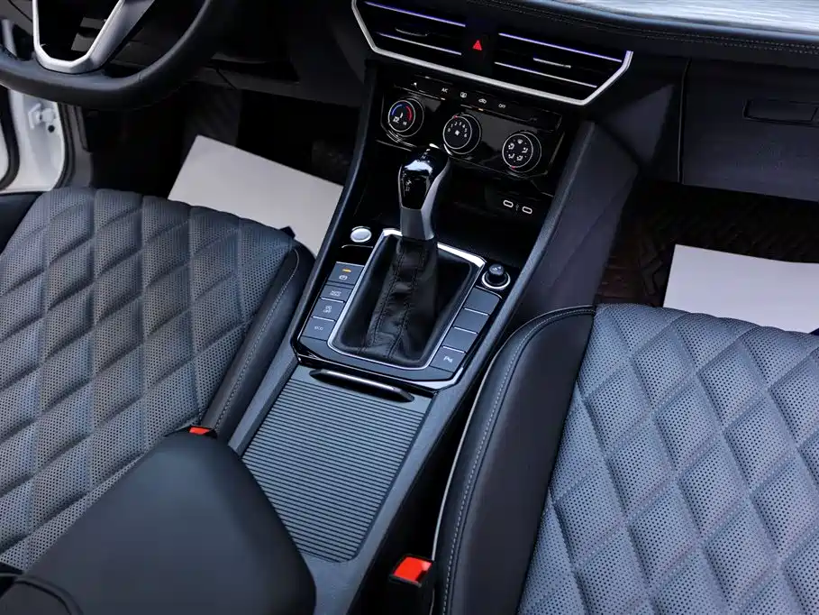 Volkswagen Sagitar 2025 Facelift 300TSI DSG Beyond Edition фото 21