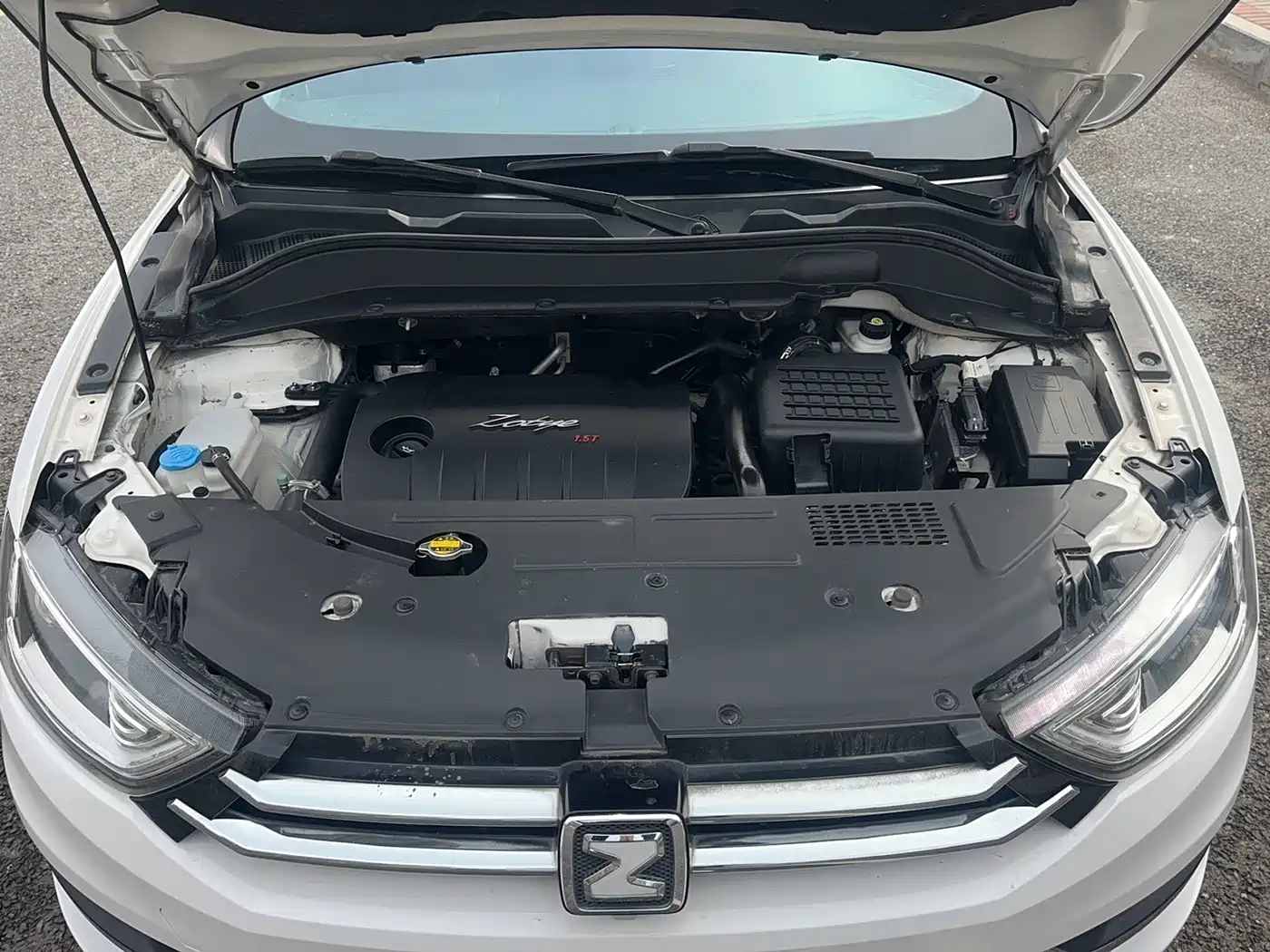 Zotye SR7 2016 2016 1.5T Manual Magic Cube Heart Edition China IV